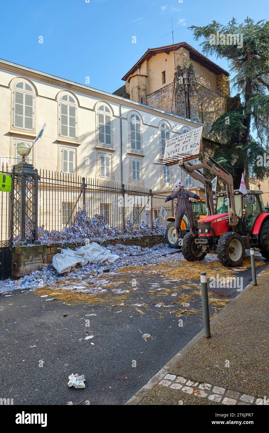 Farmers protest in front of the local government building in Foix, France Stock Photo