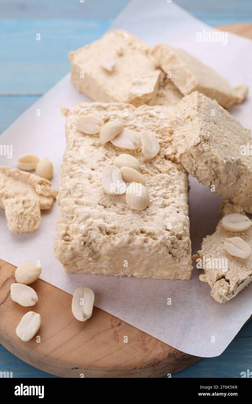 Sunflower halva peanuts hi-res stock photography and images - Alamy