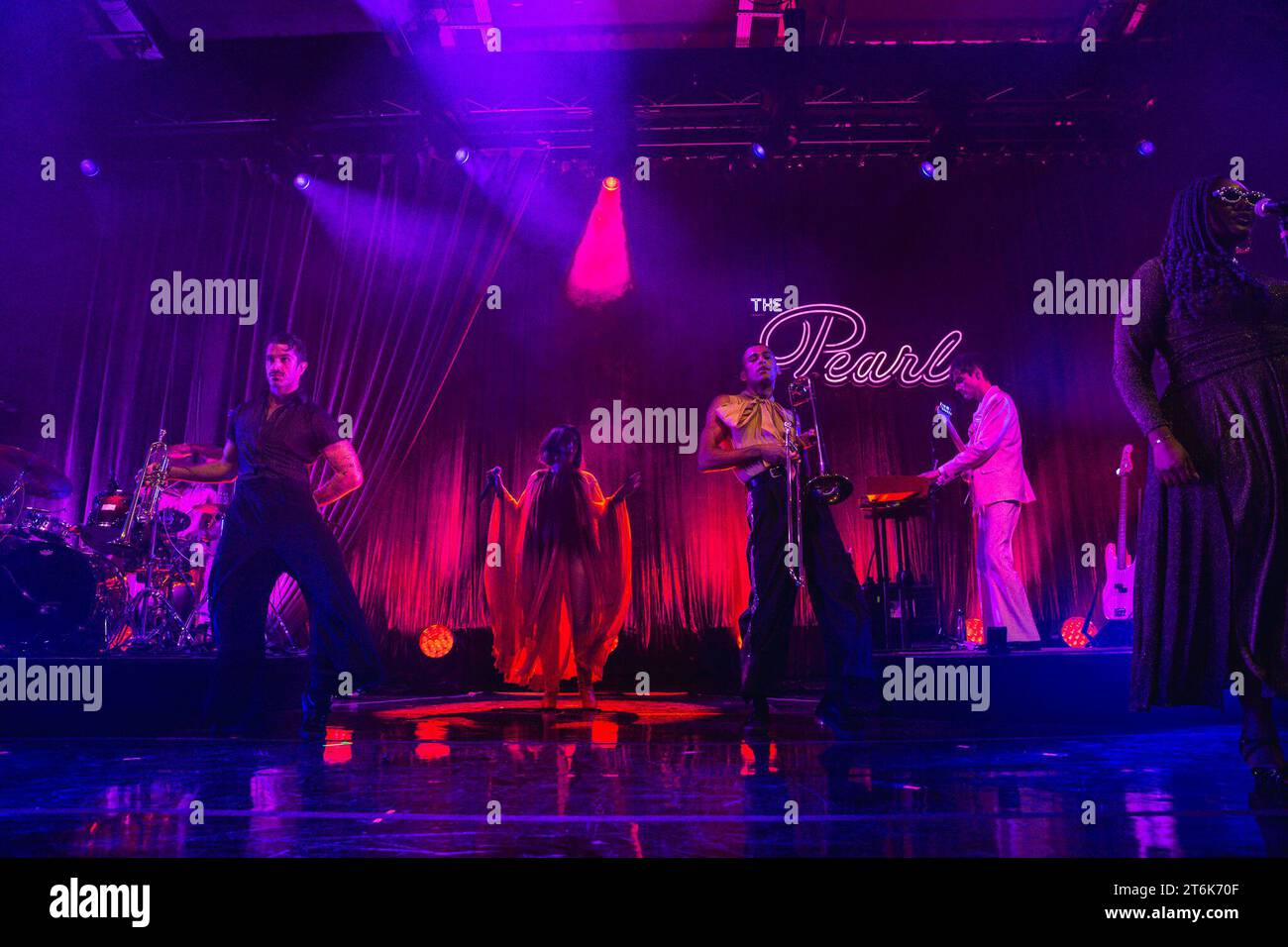 November 10, 2023: British singer / songwriter Jessie Ware performs in Manchester on the opening night of her That! Feels Good! UK Tour 2023 (Credit Image: © Myles Wright/ZUMA Press Wire) EDITORIAL USAGE ONLY! Not for Commercial USAGE! Stock Photo