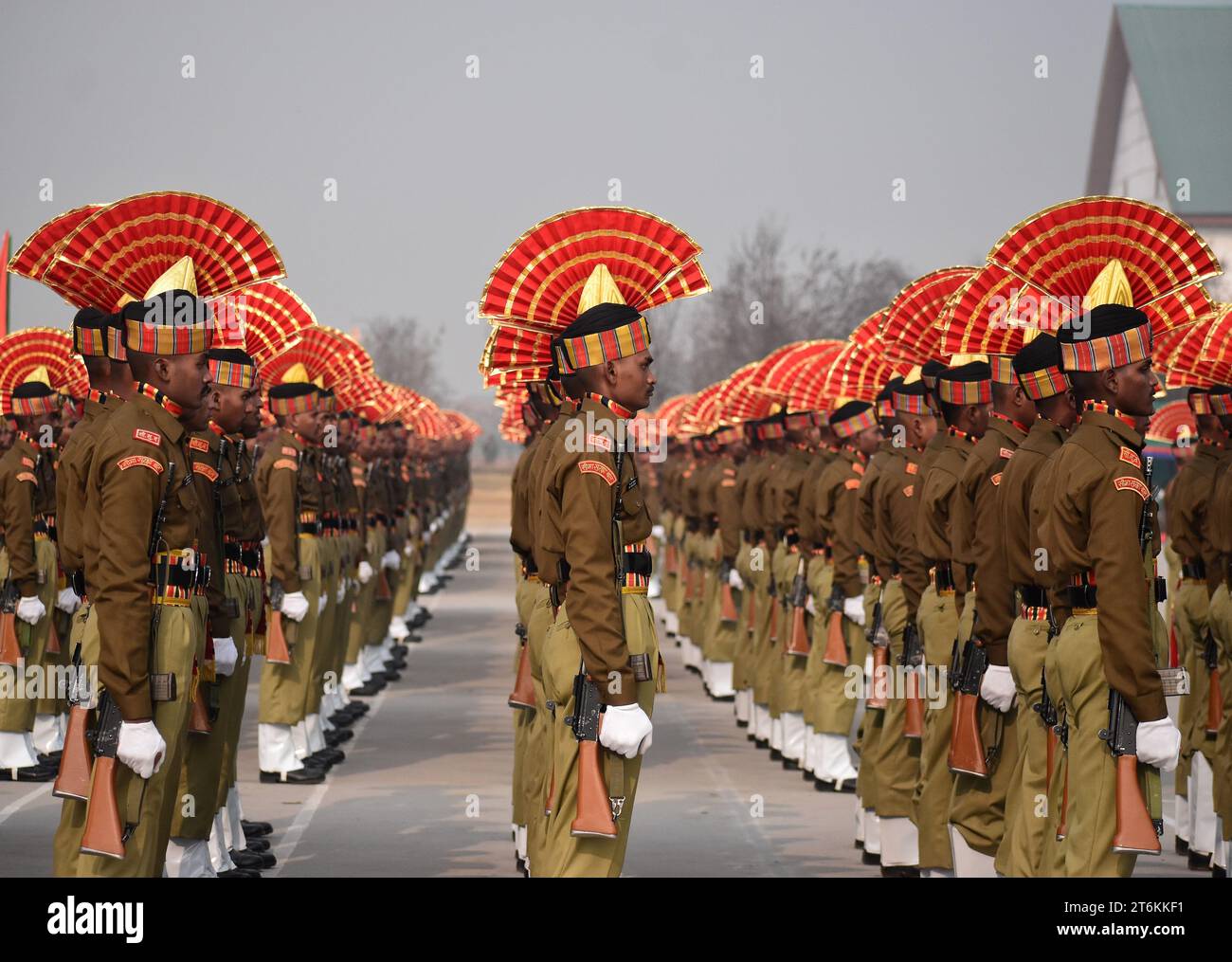 Indian border security force bsf hi-res stock photography and images ...