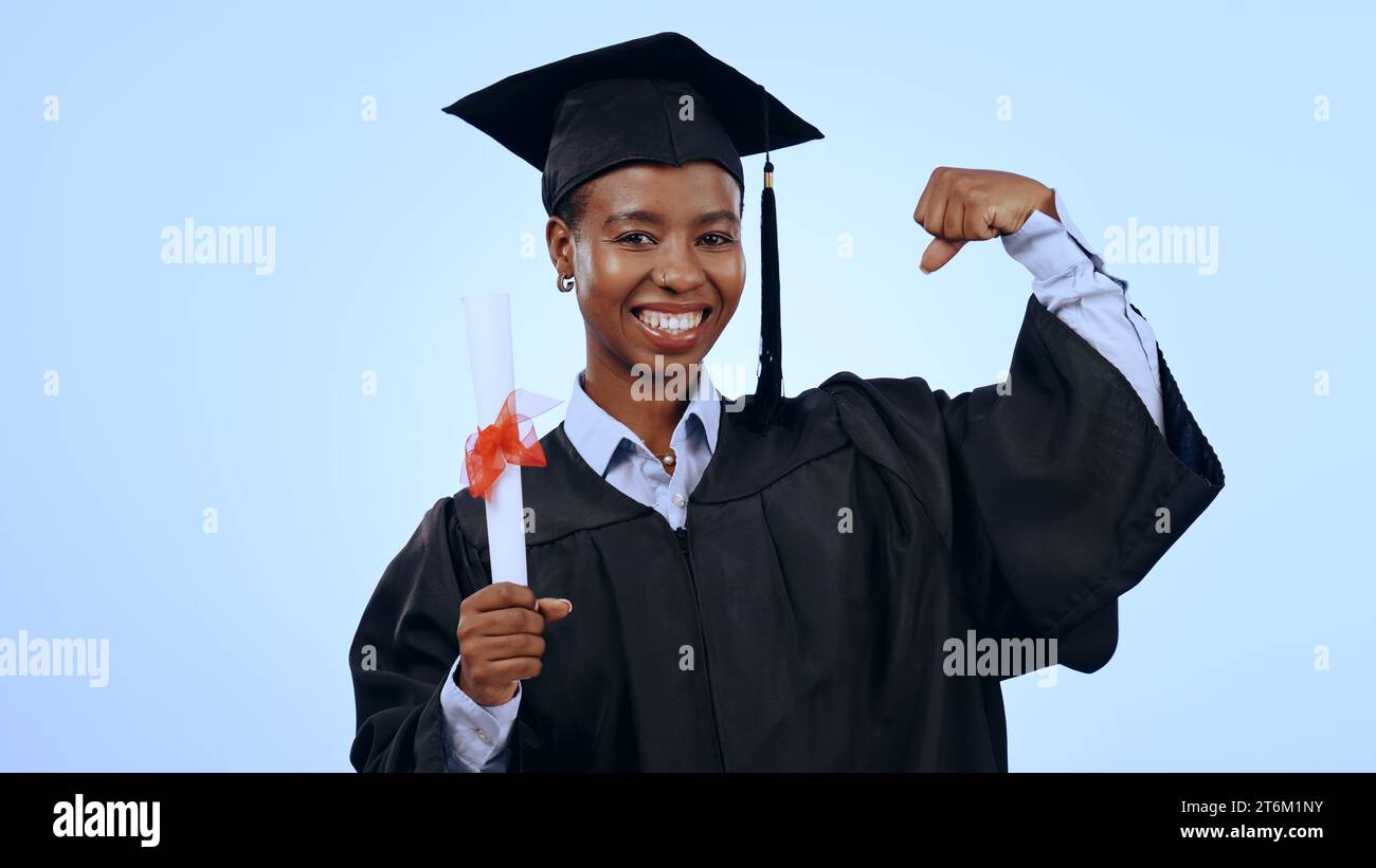 Graduate college woman africa hi-res stock photography and images - Alamy