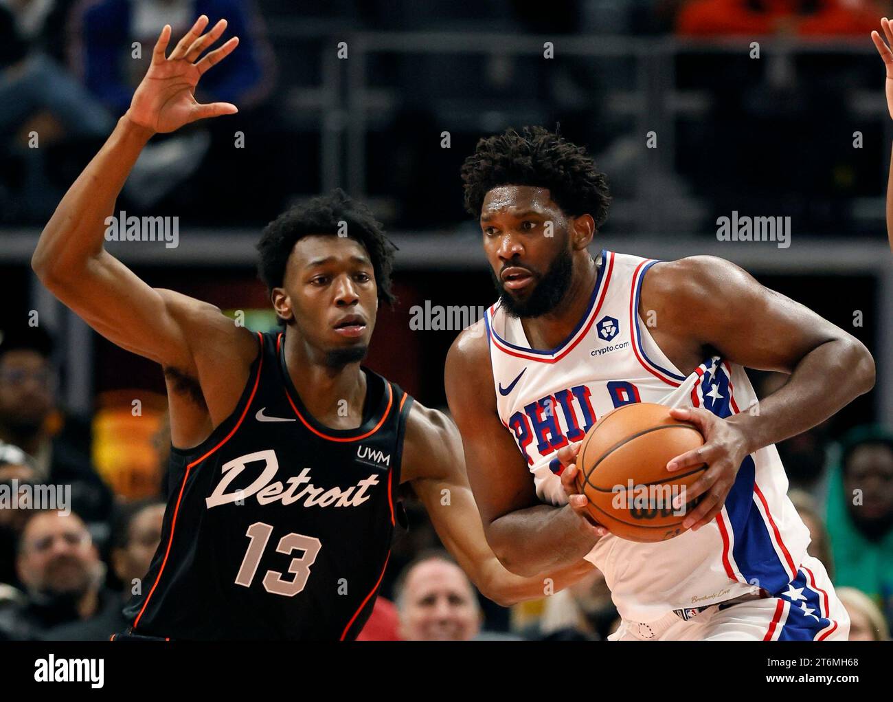 detroit-pistons-center-james-wiseman-13-guards-philadelphia-76ers