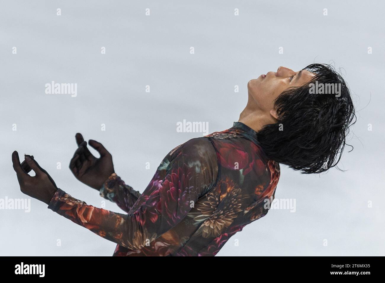 (231110) -- CHONGQING, Nov. 10, 2023 (Xinhua) -- Adam Siao Him Fa of France performs during the men's free skating at the Cup of China ISU Grand Prix of Figure Skating 2023 in southwest China's Chongqing Municipality, Nov. 11, 2023. (Xinhua/Huang Wei) Stock Photo