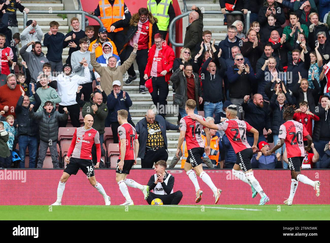 Willy Smallbone Southampton midfielder Will Smallbone (16) scores a GOAL 1-0 and ...
