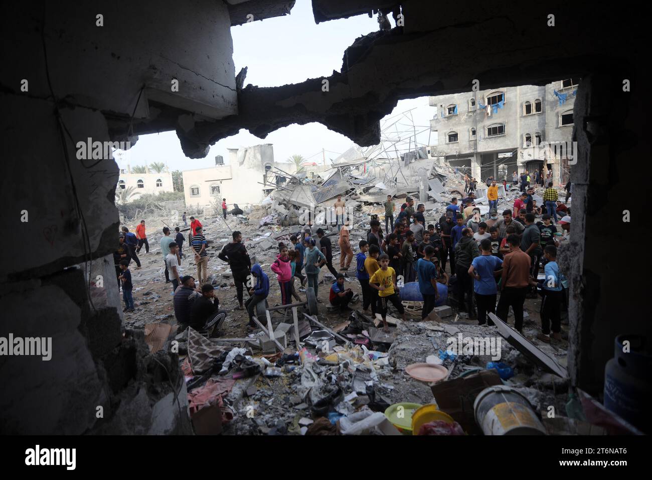 Palestinians search for victims in the destruction following Israeli bombing on Rafah in the southern Gaza Strip, during their funeral on Saturday, November 11, 2023.   Officials say more than 11,000 Palestinians, including more than 7,500 women and children, have died in the Israeli attacks in Gaza since October 7th, after Hamas crossed the border and killed 1,400 Israelis and took 240 hostages.       Photo by Ismael Mohamad/UPI Stock Photo