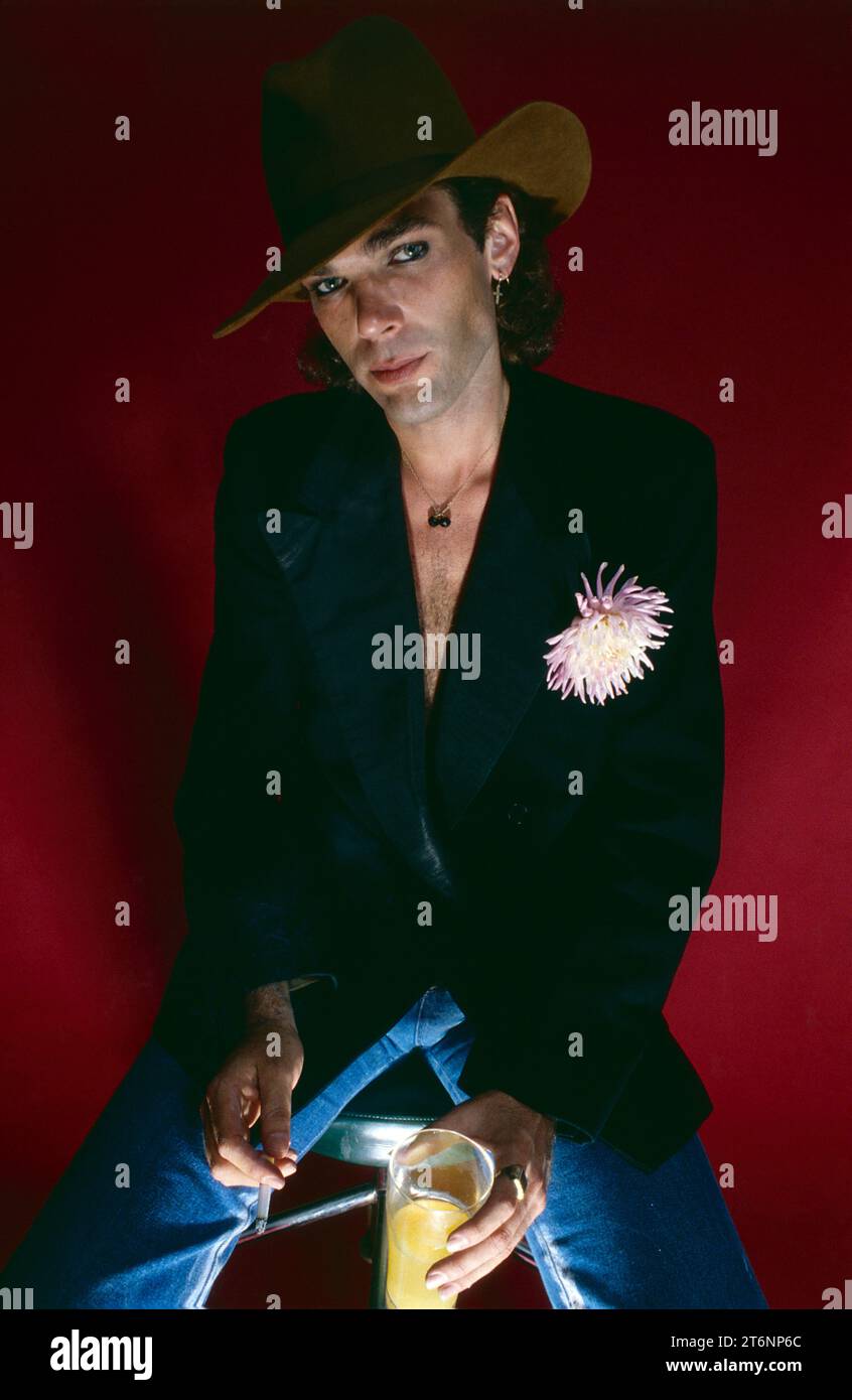 Personality. Singer. Marc Hunter (7 September 1953 17 July 1998