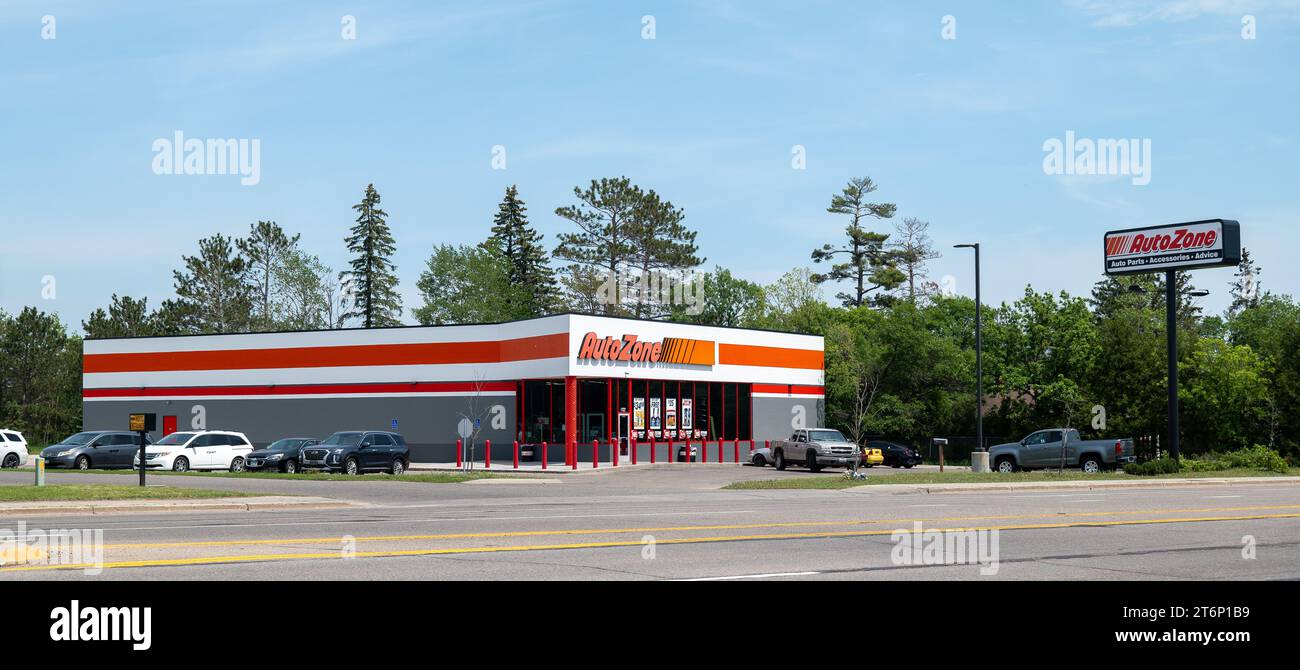 BEMIDJI, MN 3 JUN 2023 AutoZone auto parts commercial building store