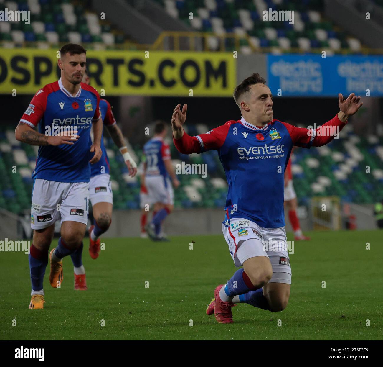 Larne linfield irish league hi-res stock photography and images