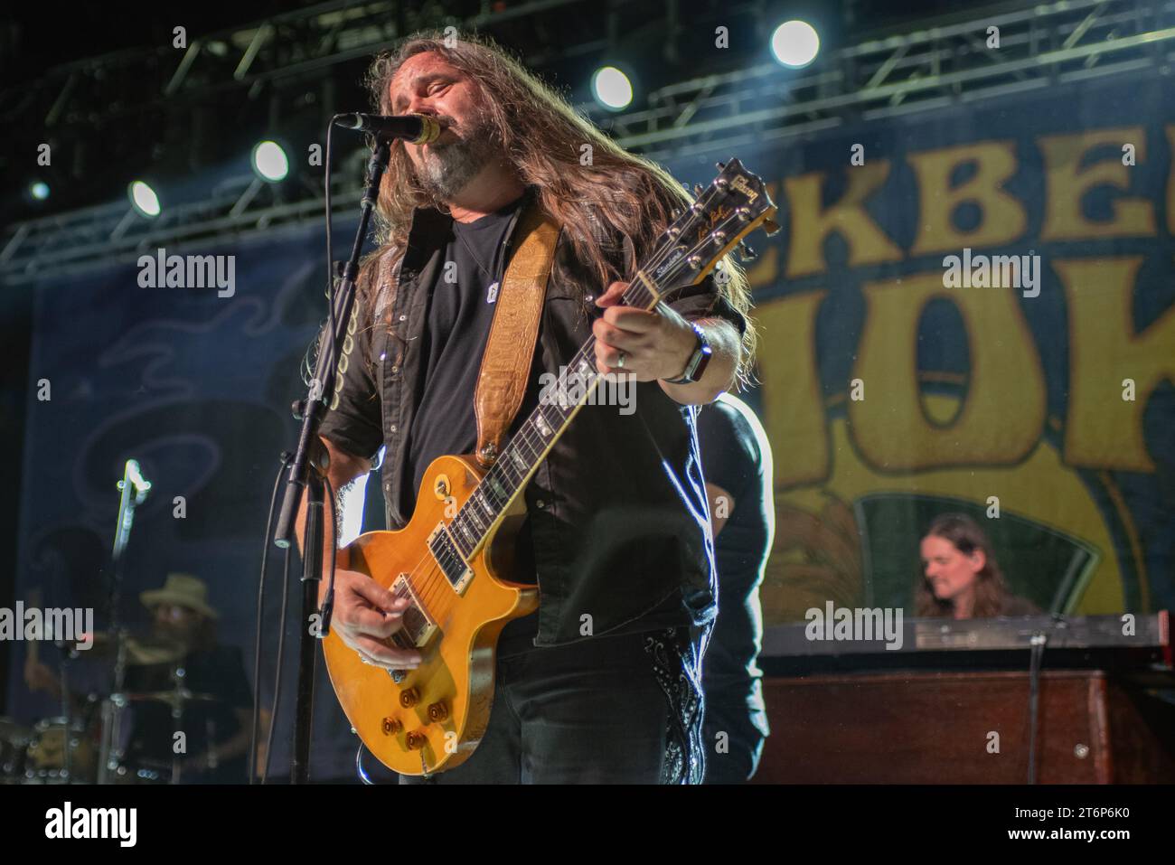 Paul Jackson performs with Blackberry Smoke at the Pompano Beach Amphitheater in Pompano Beach, Florida on November 9, 2023. This performance was part of a thirteen country world tour. (Photo by Geoffrey Clowes/Sipa USA) Stock Photo
