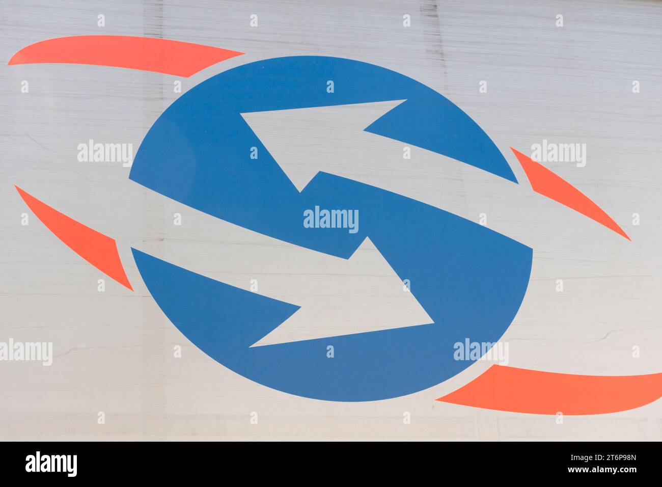 Blue Reverse Sign Reverse arrow blue circular background Stock Photo - Alamy