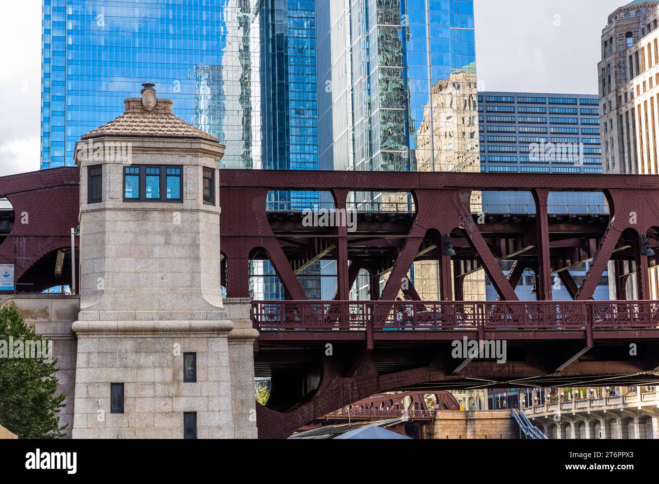 The bridges over the Chicago River are raised when necessary to allow larger ships to pass. The bridge keepers work in the historic bridge houses of Chicago, United States Stock Photo