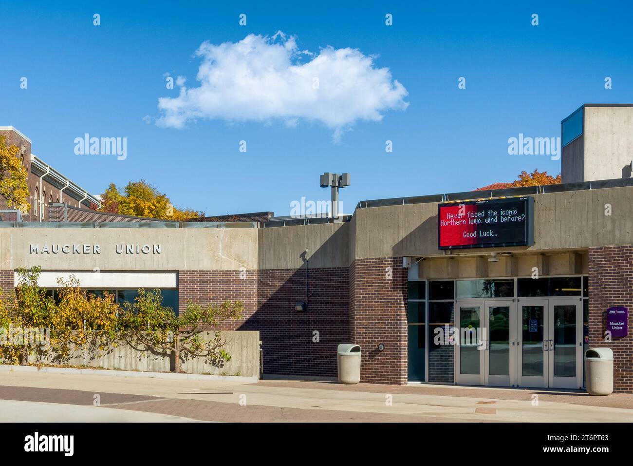 CEDAR FALLS, IA, USA - OCTOBER 21, 2023: Maucker Union On The Campus Of ...