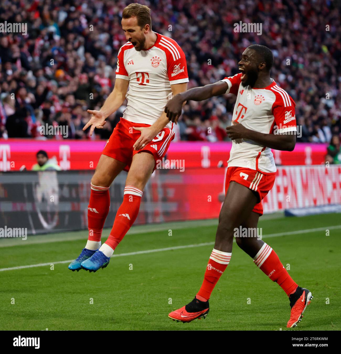 Award ceremony: UPAMECANO Dayot (FRA) walks past the trophy, cup, trophy,  disappointment, frustrated, disappointed, frustrated, rejected, left:  GUENDOUZI Matteo (FRA). Game 64, FINAL Argentina - France 4-2 nE (3-3) on  December 18th