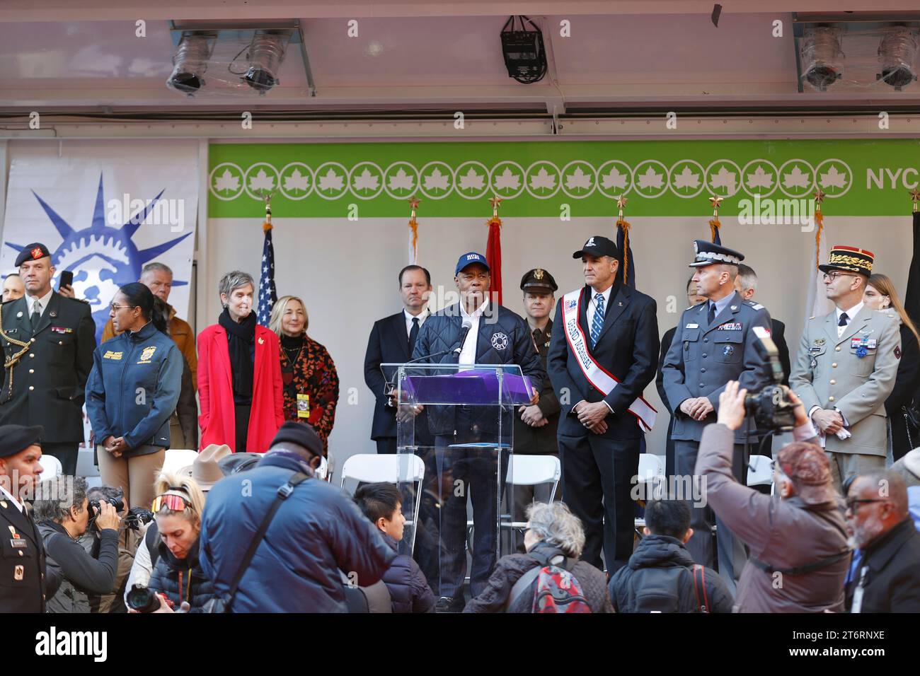 November 11, 2023, NY, USA: Fifth Avenue, New York, USA, November 11, 2023 - Mayor Adams, Grand marshal, Army Lieutenant General, Michael Linnington (CEO of Wounded Warrior Project) and guests during the 104th annual New York City Veterans Day Parade in New York City. Photo: Luiz Rampelotto/EuropaNewswire (Credit Image: © Luiz Rampelotto/ZUMA Press Wire) EDITORIAL USAGE ONLY! Not for Commercial USAGE! Stock Photo