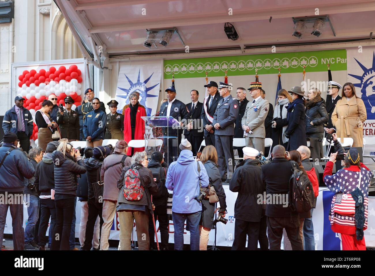 November 11, 2023, NY, USA: Fifth Avenue, New York, USA, November 11, 2023 - Mayor Adams, Grand marshal, Army Lieutenant General, Michael Linnington (CEO of Wounded Warrior Project) and guests during the 104th annual New York City Veterans Day Parade in New York City. Photo: Luiz Rampelotto/EuropaNewswire (Credit Image: © Luiz Rampelotto/ZUMA Press Wire) EDITORIAL USAGE ONLY! Not for Commercial USAGE! Stock Photo