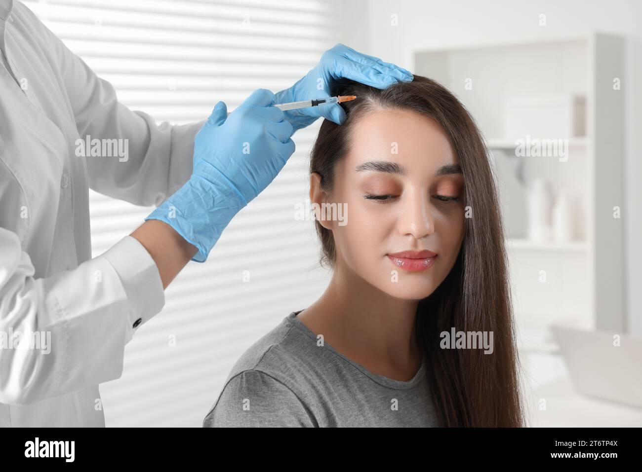 Doctor trichologist hi-res stock photography and images - Alamy