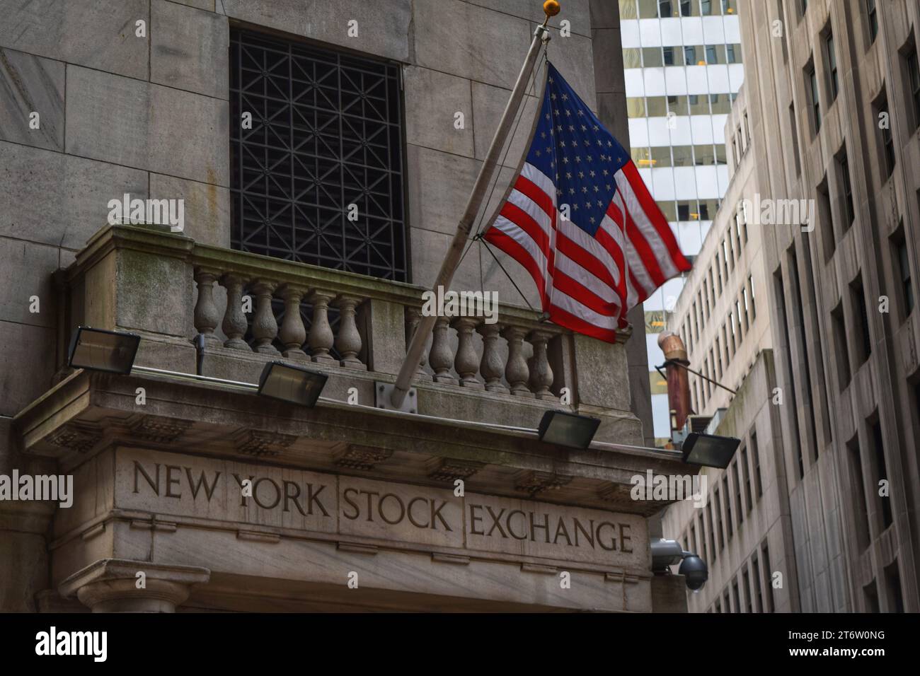 Experience the allure of the New York Stock Exchange in America through these stunning and captivating views of the financial heart Stock Photo
