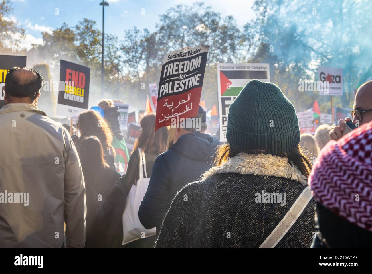 Hyde Park Corner, London, England. 11th November, 2023. People gathered at at March for Palestine protest on armistice day 2023. Credit: Jessica Girvan/Alamy Live News Stock Photo