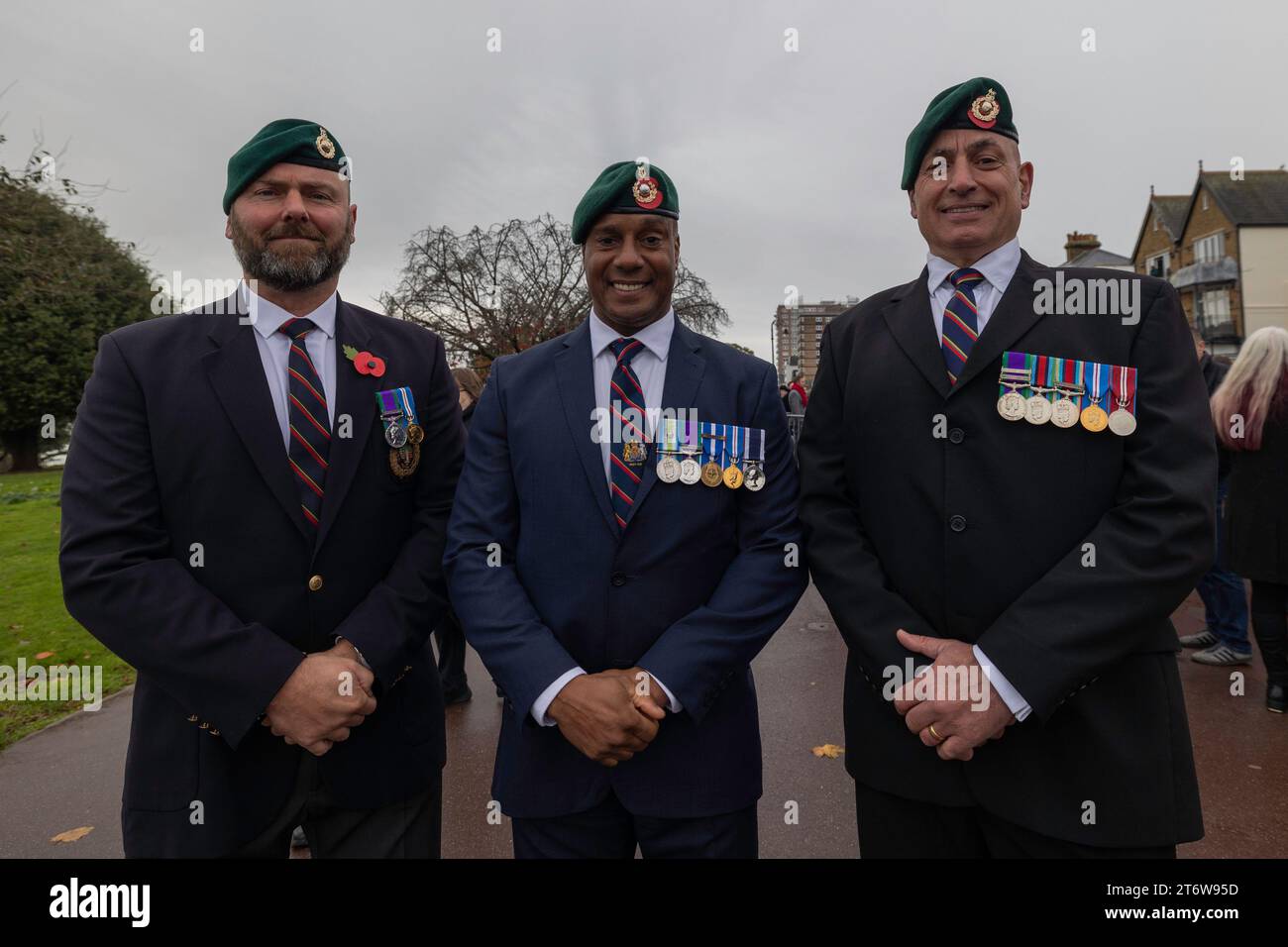Red berets british army hi-res stock photography and images - Alamy