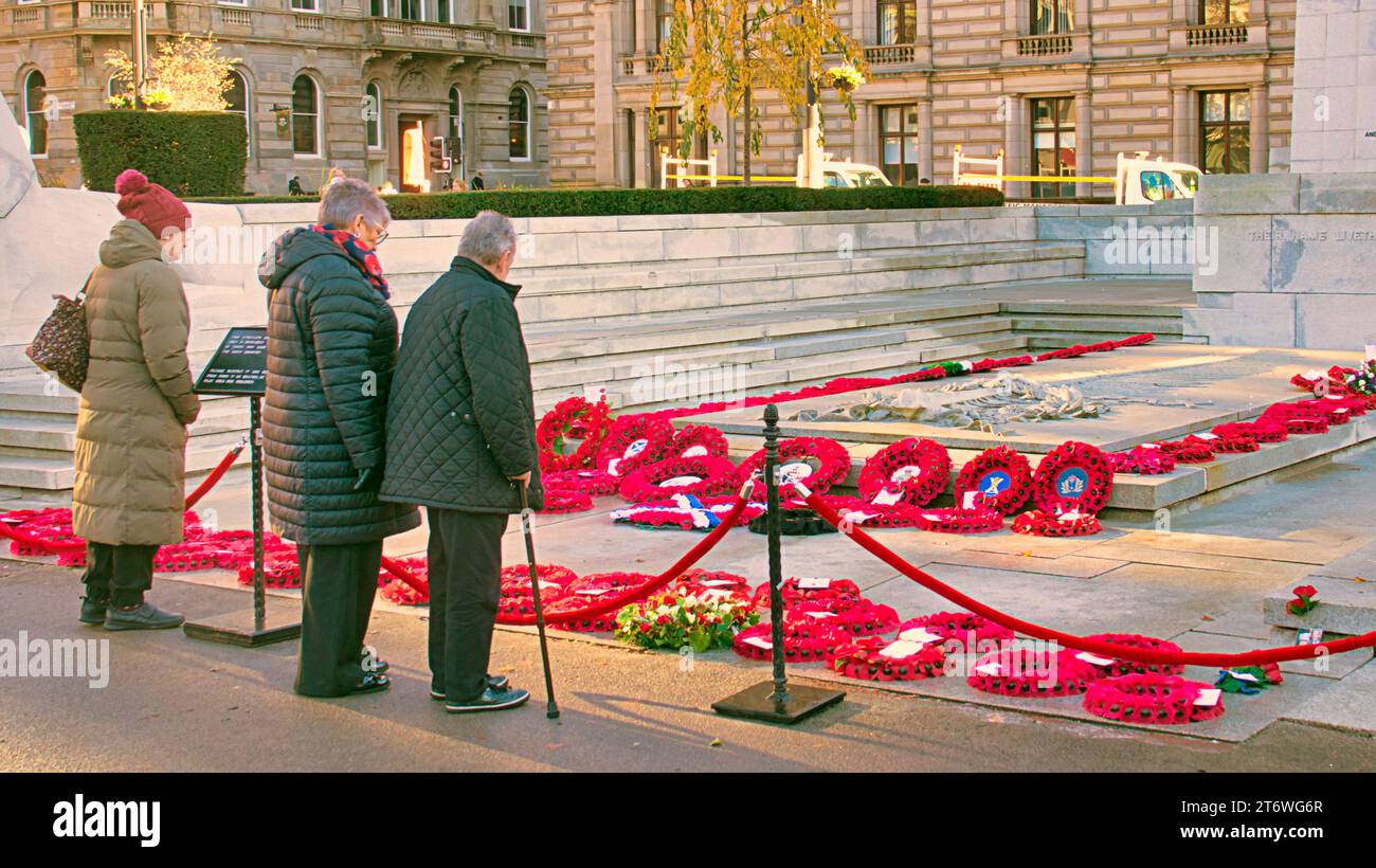 Glasgow, Scotland, UK. 12th November, 2023.Large police presence for remembrance Sunday in the city centre and the cenotaph with the remembrance garden in George square. Credit Gerard Ferry/Alamy Live News Stock Photo