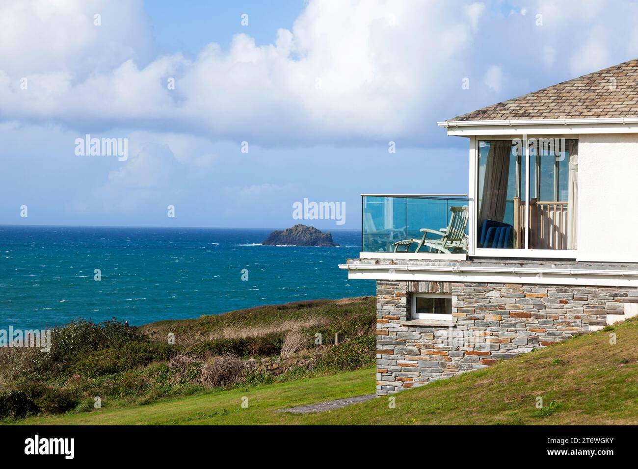 A holiday home overlooking the Atlantic Ocean on the North Cornwall coast, England,U.K. Stock Photo