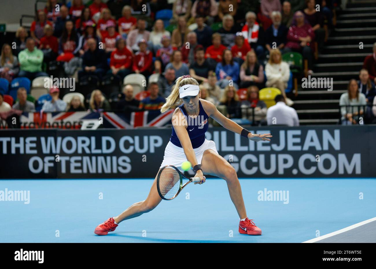 London, UK. 12th November 2023; Copper Box Arena, Stratford, London, England: Billie Jean King Cup Play-Offs, Great Britain versus Sweden, Day 2; Katie Boulter of Great Britain plays a forehand against Kajsa Rinaldo Persson of Sweden Credit: Action Plus Sports Images/Alamy Live News Credit: Action Plus Sports Images/Alamy Live News Stock Photo