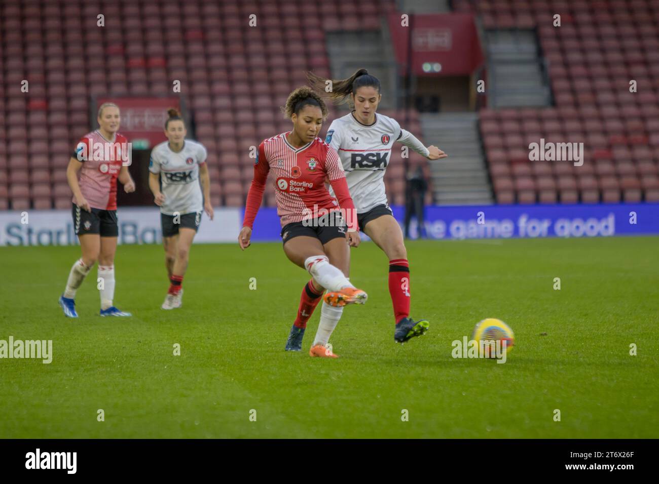 Southampton,England, 12th November 2023: Lexi Lloyd-Smith (7 Southampton) in action during the Barclays Womens Championship game between Southampton and Charlton Athletic at St Marys Stadium, Southampton.  (Tom Phillips / SPP) Stock Photo