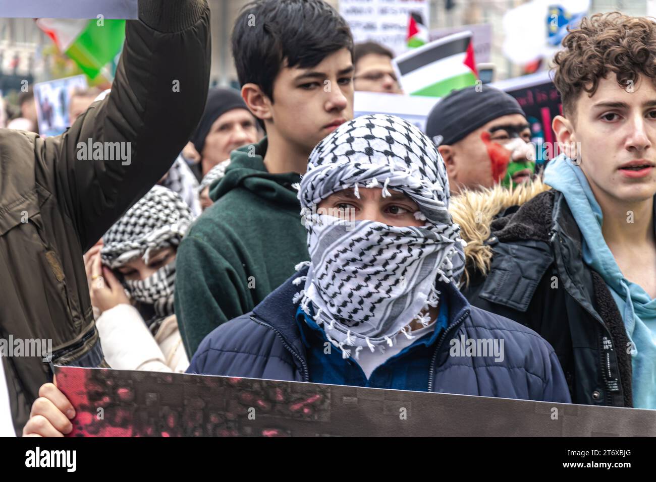 Thousands rally in Sarajevo in support of Palestine Stock Photo