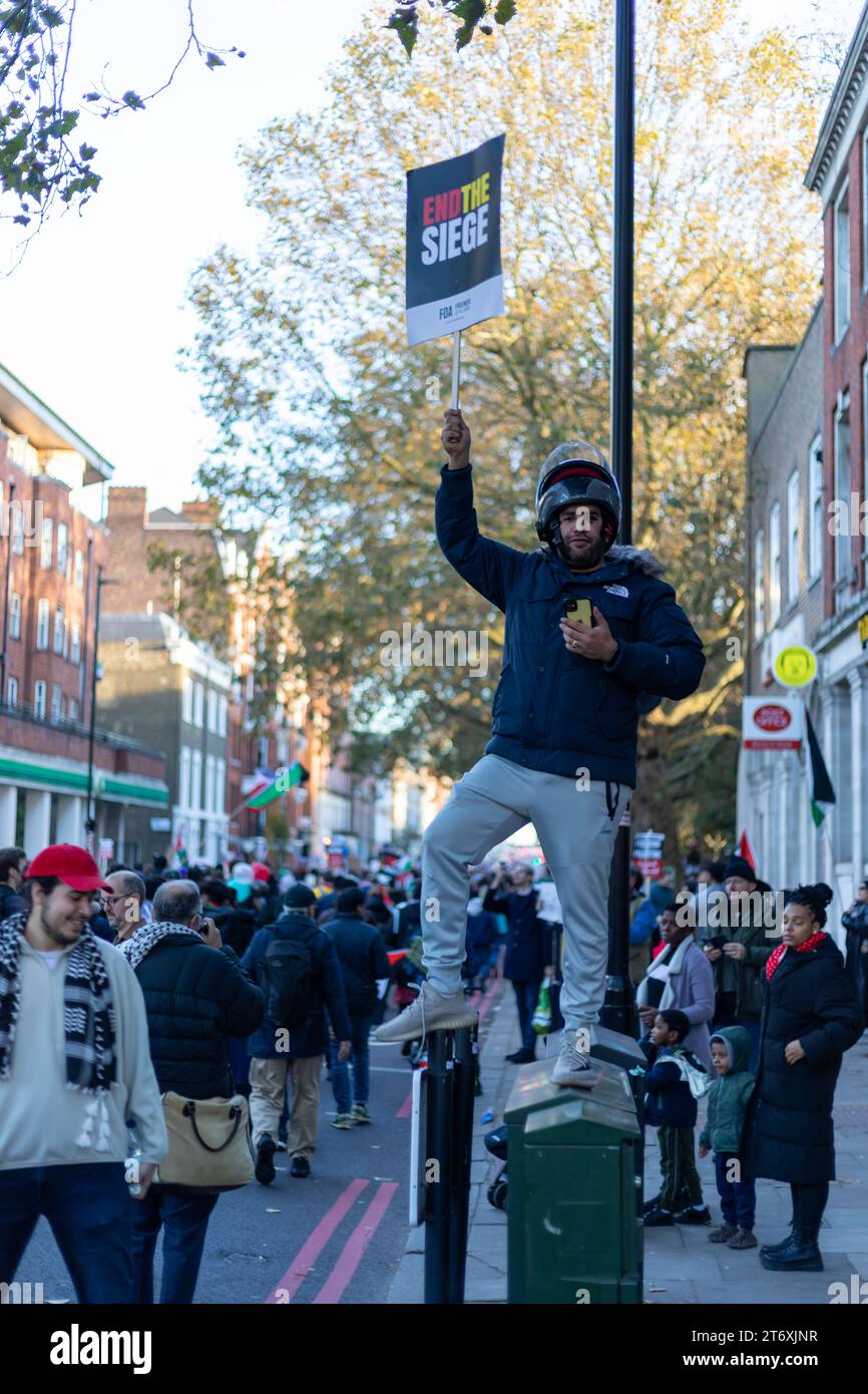 11th November Palestinian Solidarity March - Armistace Day Stock Photo ...