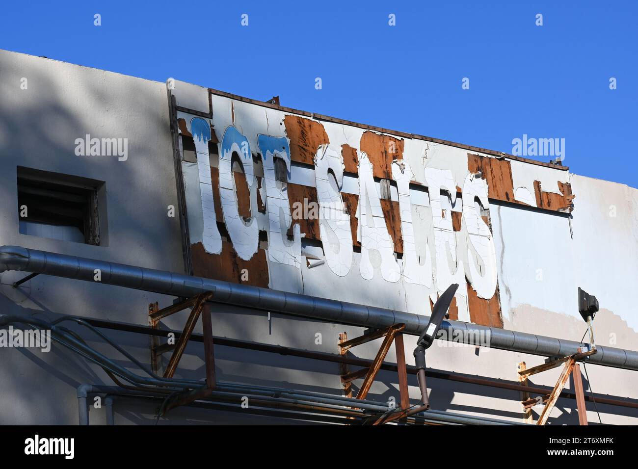 SANTA ANA, CALIFORNIA - 11 NOV 2023: Closeup of the old Ice Sales sign on the Diamond Ice Company building. Stock Photo