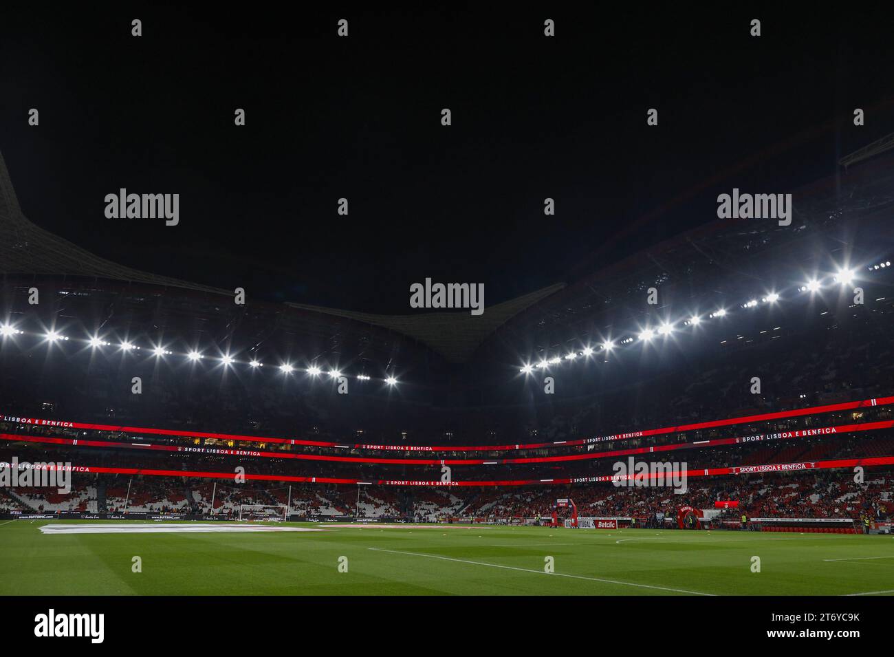 Lisbon, 11/12/2023 - Sport Lisboa e Benfica hosted Sporting Clube de Portugal this evening at the Estádio da Luz in Lisbon, in a game counting for the eleventh round of the Primeira Liga 2023/24. (Pedro Rocha / Global Imagens) Credit: Susana Jorge/Alamy Live News Stock Photo