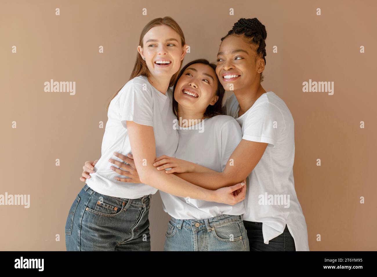 Women holding each other hi-res stock photography and images - Alamy
