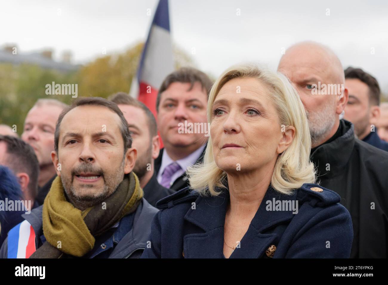 Les français unis contre l'antisémitisme ont défilé dans Paris, sauf pour les partis politique. Le RN de Marine Le Pen fermait la marche Stock Photo