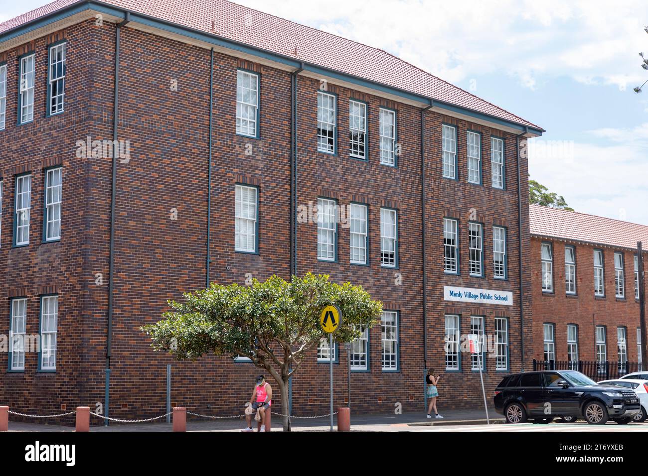 Australian primary school, Manly Village public school in Manly Beach ...