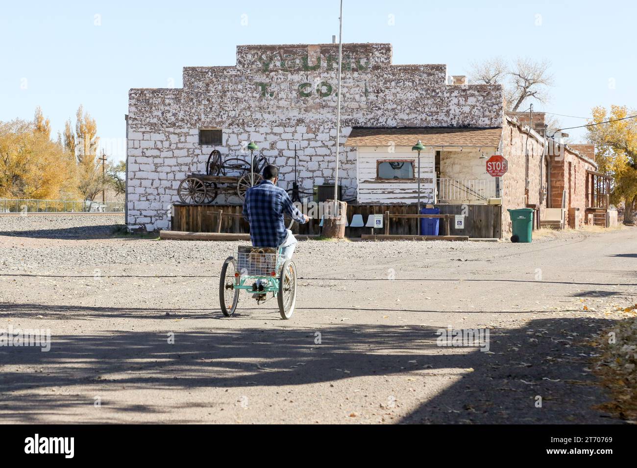 On Bucket of Blood Street in Holbrook, Arizona Stock Photo Alamy