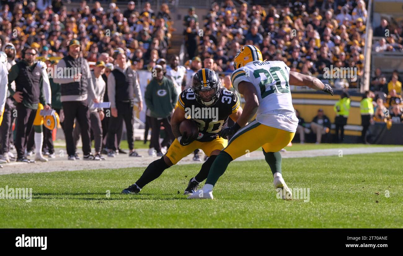 NOV 12, 2023 Jaylen Warren 30 during the Pittsburgh Steelers vs Green