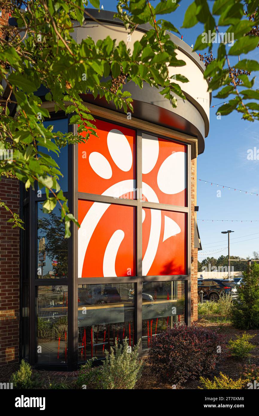 Peach sculpture and round, rotating Chick-fil-A billboard along Peachtree  Street and I-85 in Midtown Atlanta, Georgia, near Buckhead. (USA Stock  Photo - Alamy