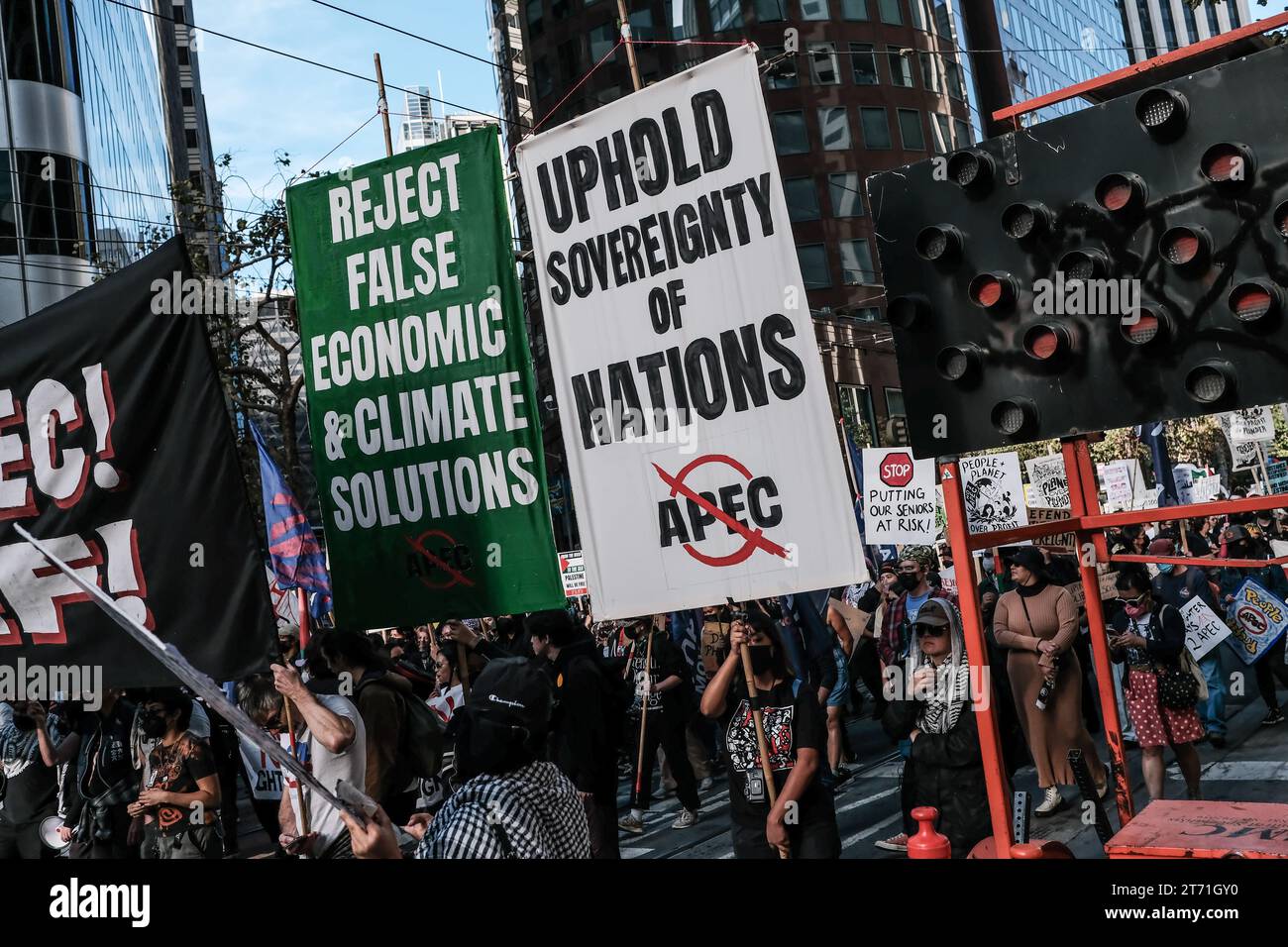 san-francisco-usa-12th-nov-2023-people-hold-placards-and-march-on