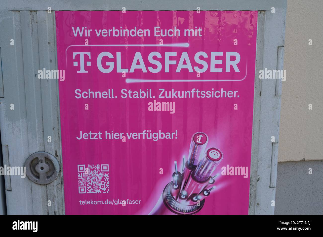 Werbung Deutsche Telekom Glasfaser, Schaltkasten, Deutschland Stock Photo