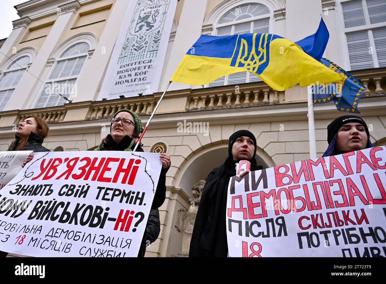 Non Exclusive: LVIV, UKRAINE - NOVEMBER 12, 2023 - Participants of a peaceful rally demanding the demobilization of soldiers after 18 months of servic Stock Photo