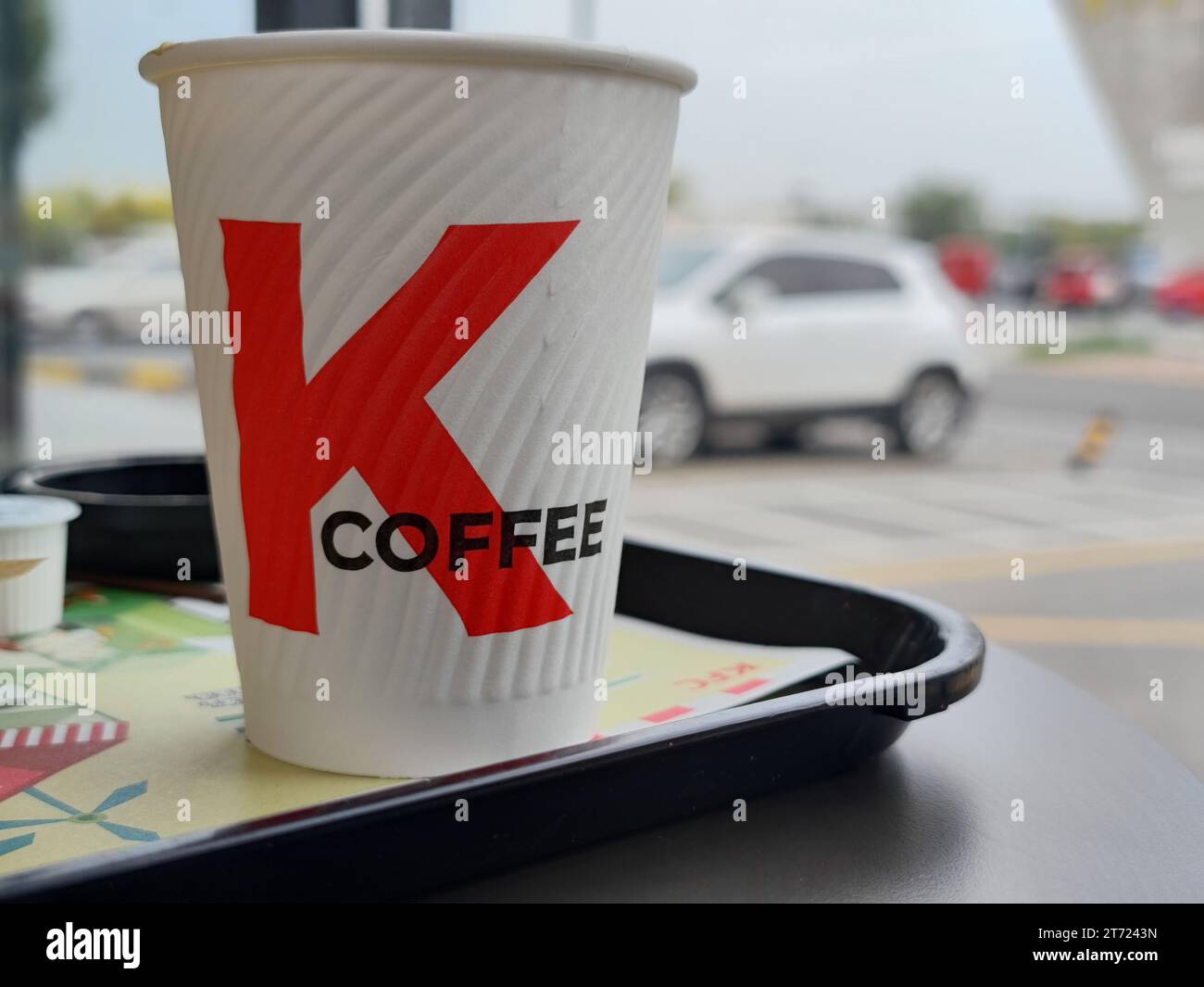 Kfc paper cup hi-res stock photography and images - Alamy
