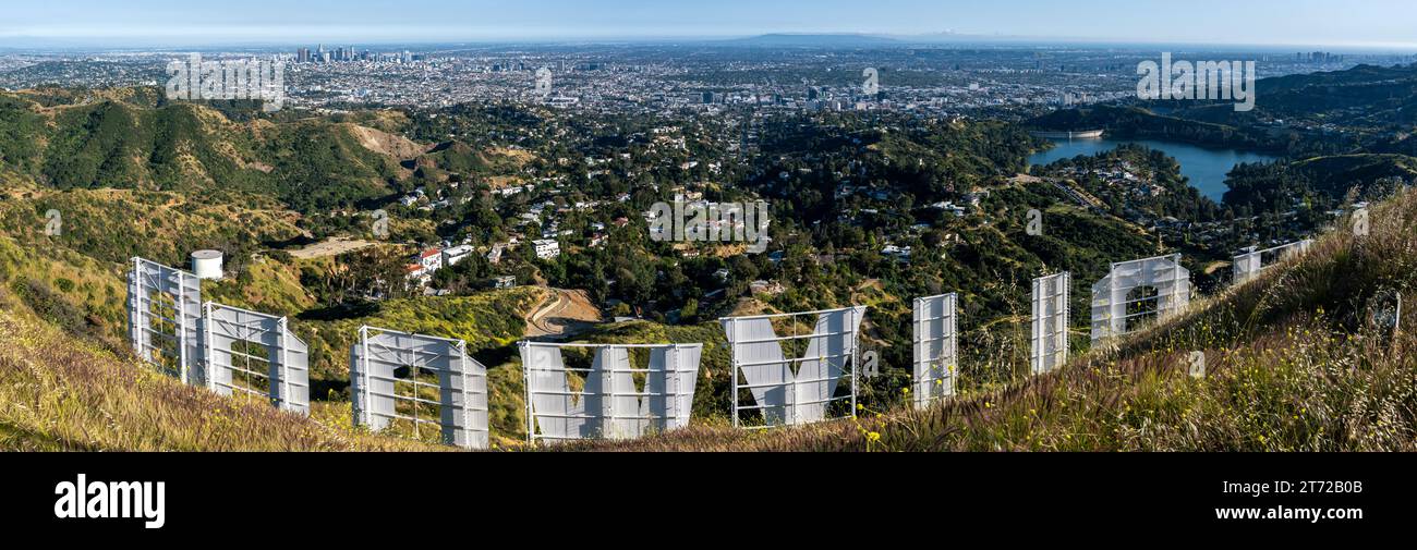 Hollywood skyline retro hi-res stock photography and images - Alamy