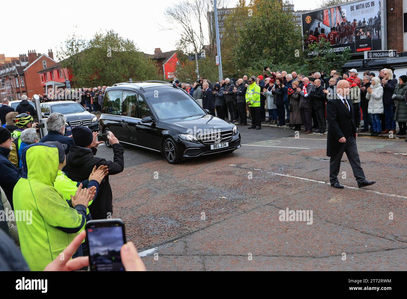 Processional Trafford Bobby charltons funeral procession hi-res stock photography and images ...