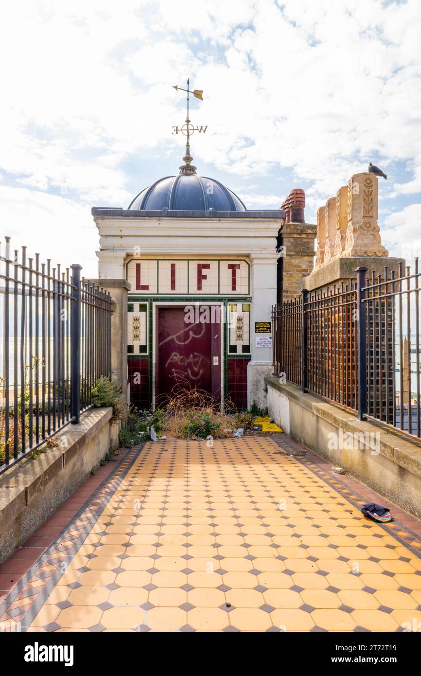 Entrance to the lift on the sea front at Ramsgate Stock Photo