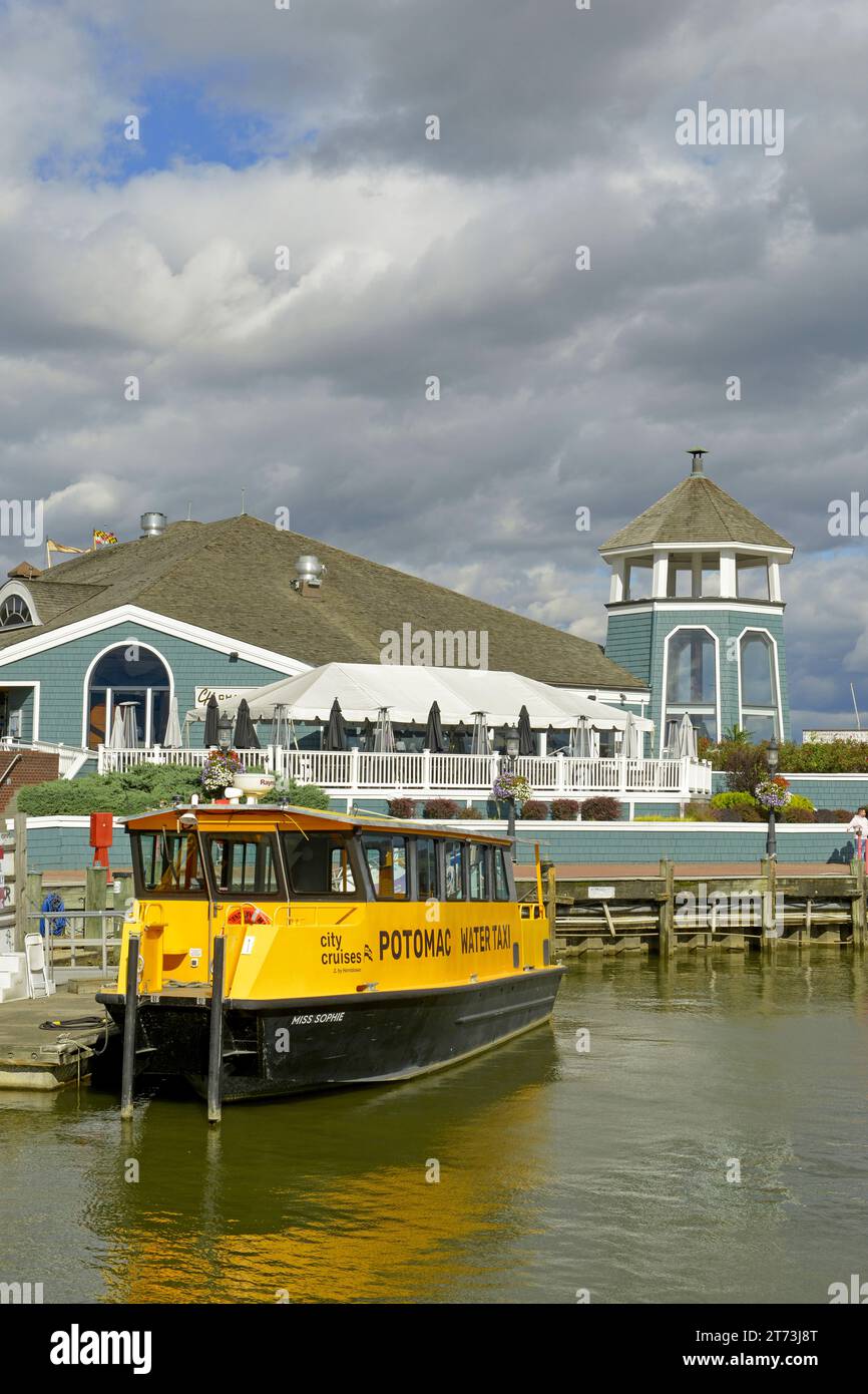 Old Town waterfront in Alexandria VA Stock Photo Alamy
