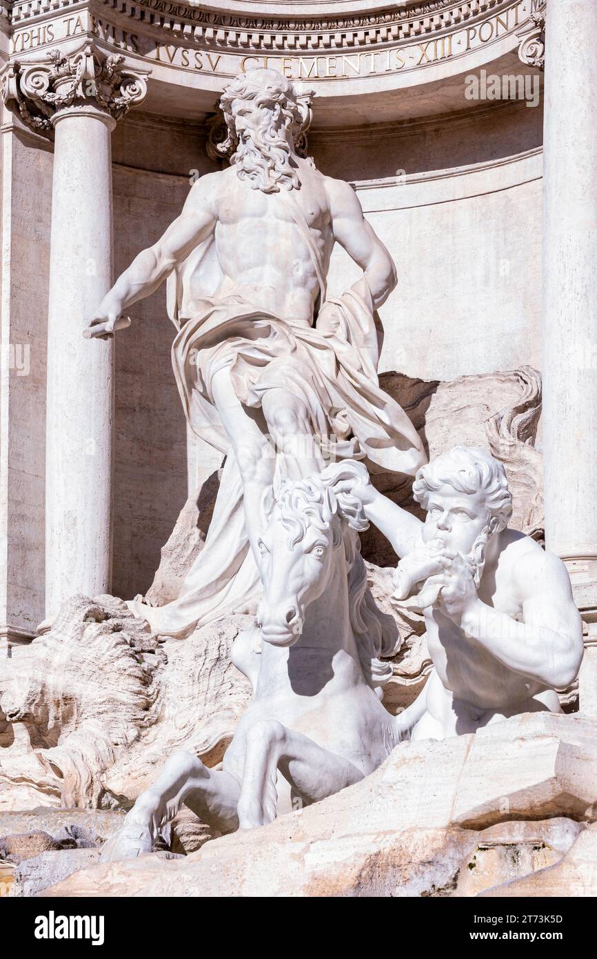 Trevi Fountain, Oceanus statue and Cherub & Pegasus Statues, Rome, Lazio, Italy Stock Photo