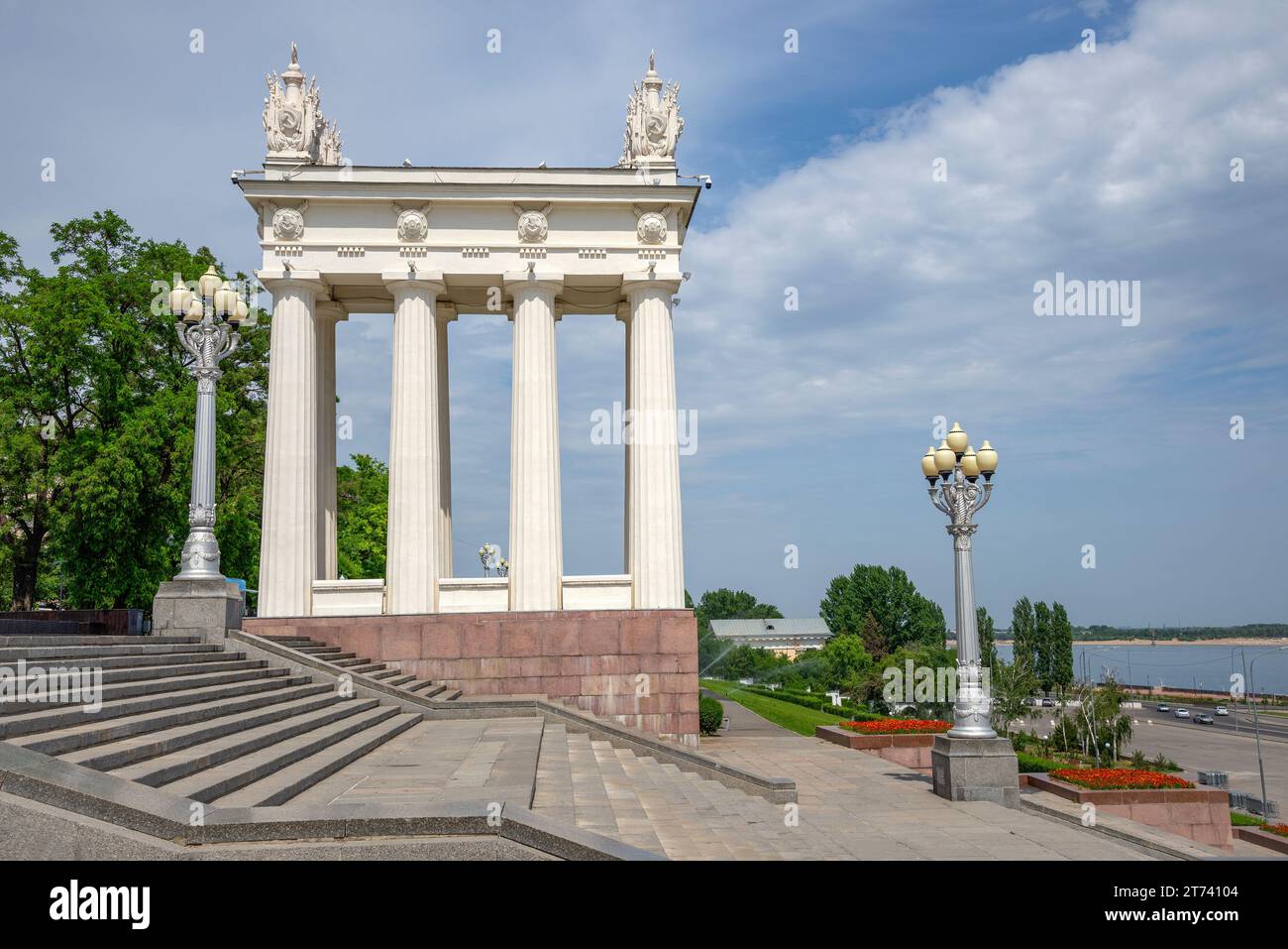 VOLGOGRAD, RUSSIA - JUNE 15, 2023: Summer day on the Upper Terrace. Volga River embankment. Volgograd, Russia Stock Photo