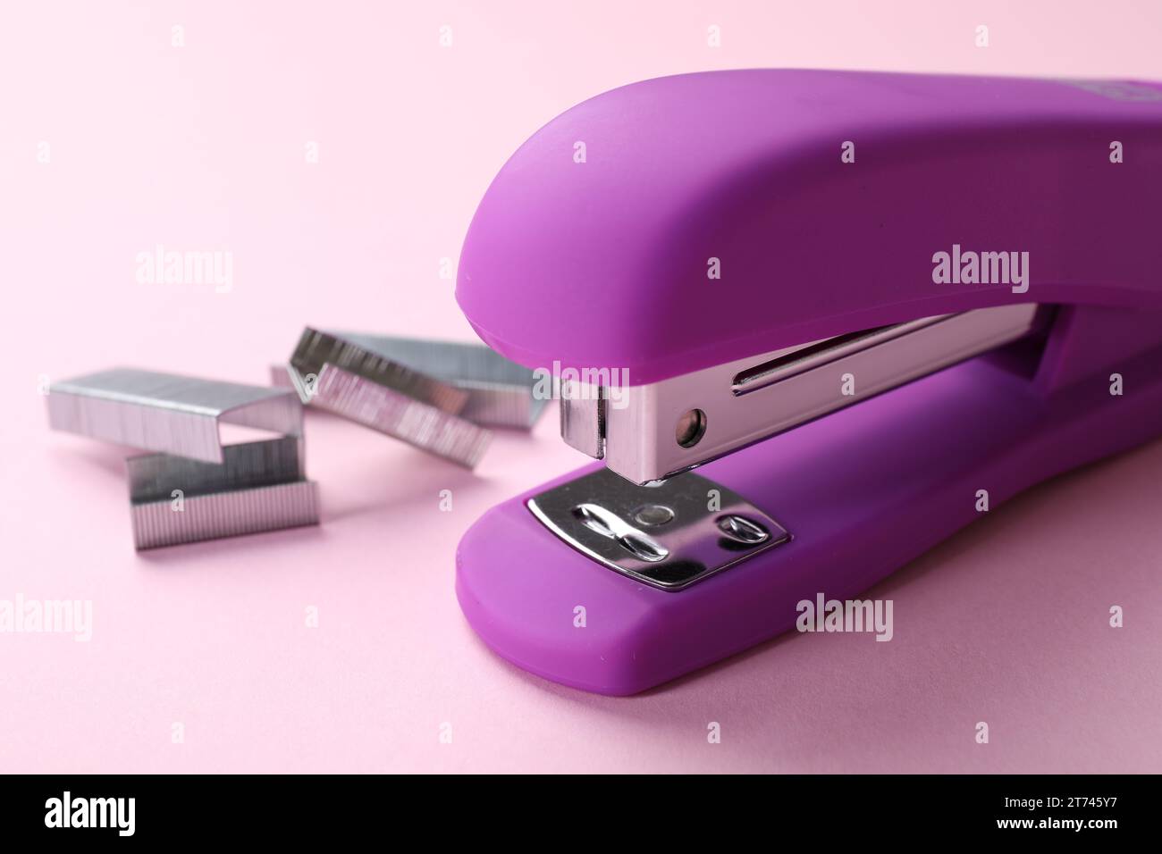 Purple stapler purple stapler hi-res stock photography and images - Alamy