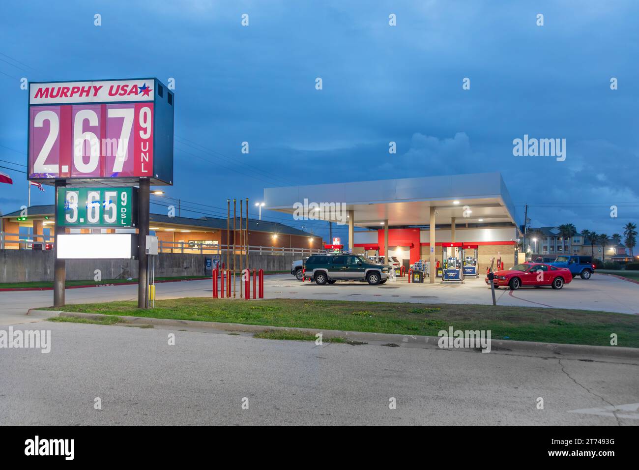 Galveston, USA - November 9, 2023: the petrol station is open all night and offers also food and beverages in Galveston, Texas, USA. Stock Photo