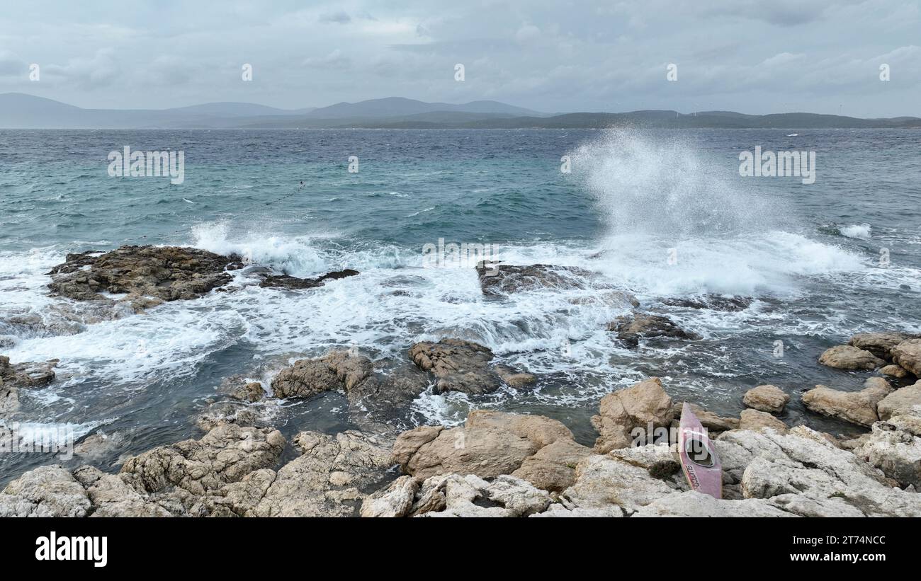 Aerial video beach rocks sea hi-res stock photography and images - Alamy